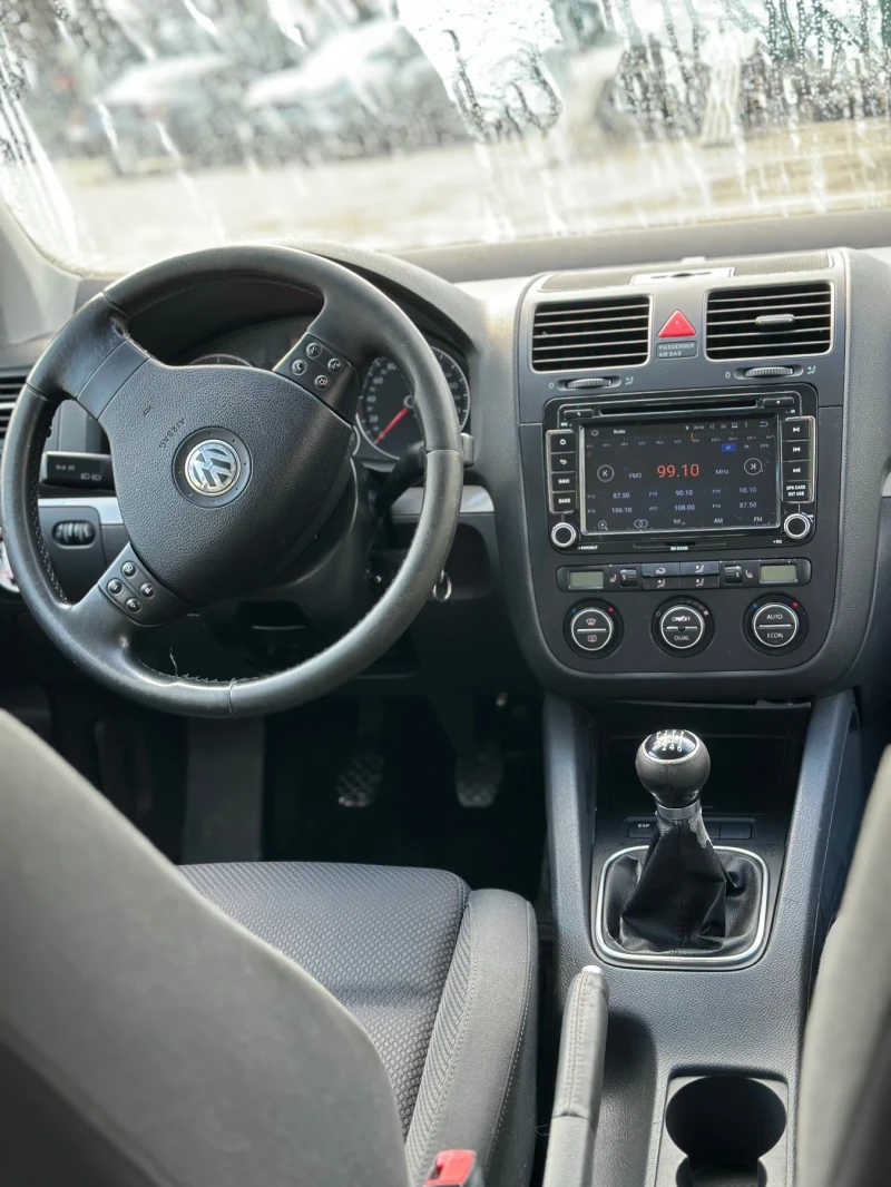 VW Golf 1.9, снимка 8 - Автомобили и джипове - 49349480