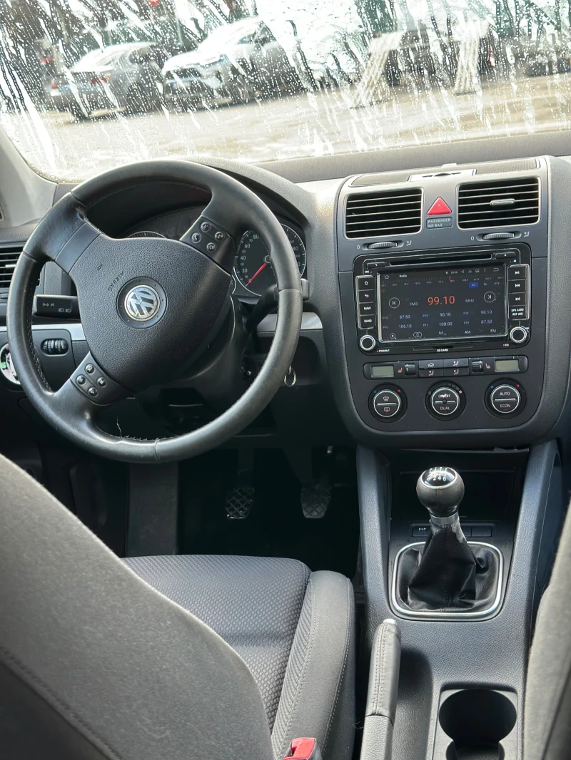 VW Golf 1.9, снимка 7 - Автомобили и джипове - 49349480