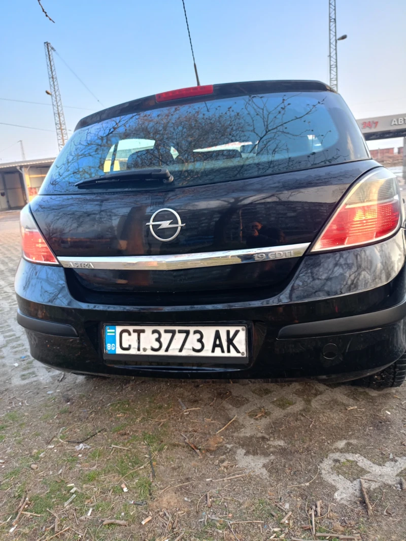 Opel Astra H, снимка 1 - Автомобили и джипове - 49355719