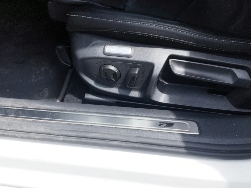 VW Arteon R-line, снимка 11 - Автомобили и джипове - 52505468