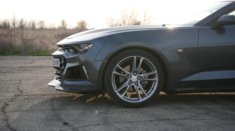 Chevrolet Camaro 46, 000км; V6 FACELIFT; 350КС; CARFAX БЕЗ ЩЕТИ, снимка 4 - Автомобили и джипове - 52662563