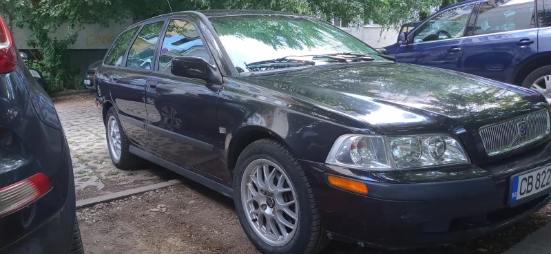 Volvo V40, снимка 12 - Автомобили и джипове - 51694128