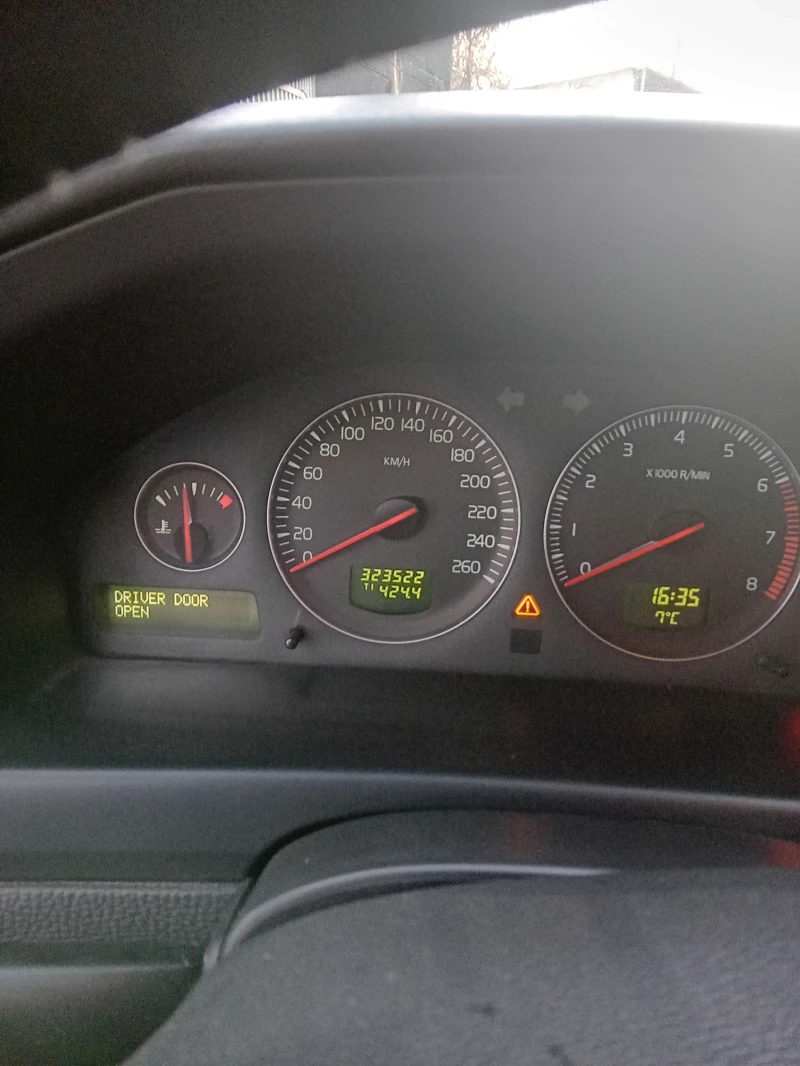 Volvo S60, снимка 8 - Автомобили и джипове - 52794056