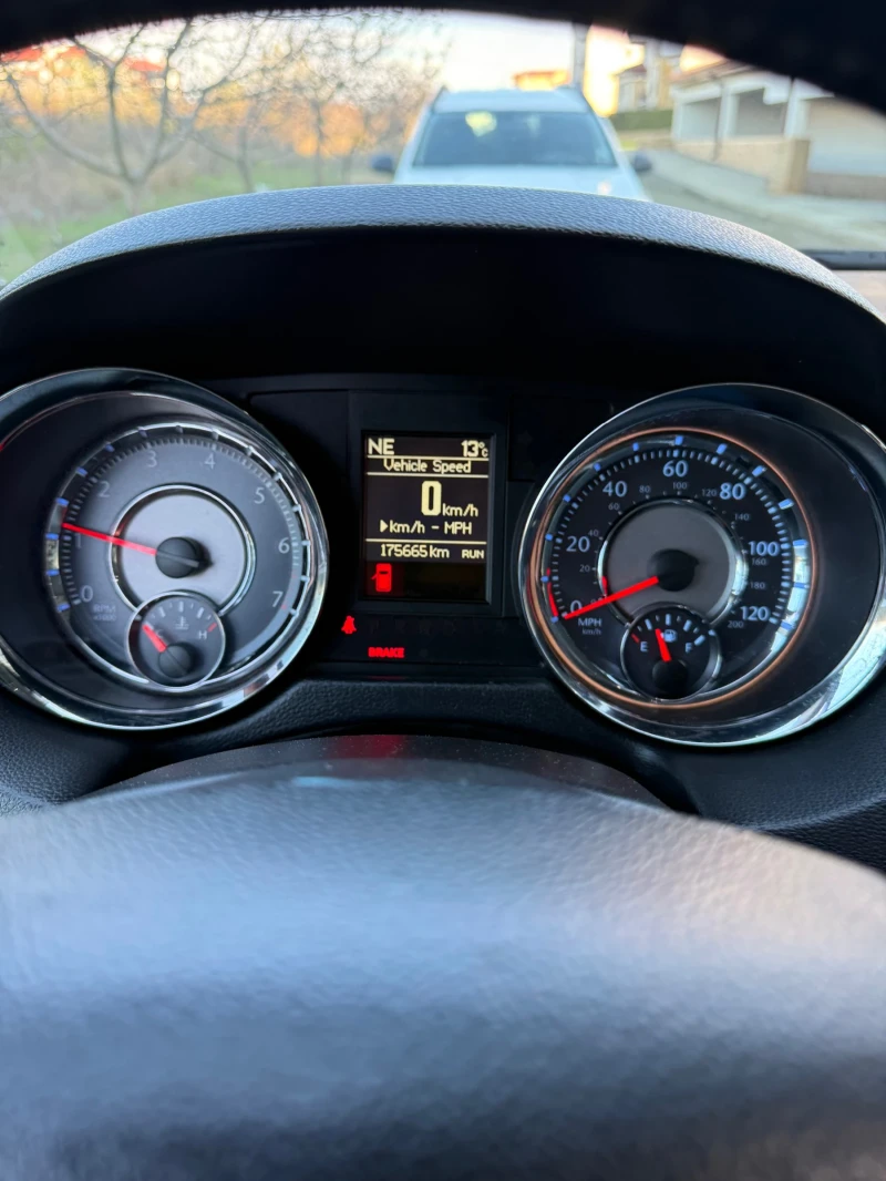 Chrysler Town and Country, снимка 13 - Автомобили и джипове - 53156751