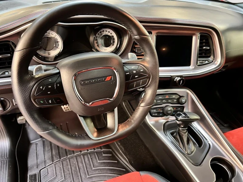 Dodge Challenger R/T * АвтоКредит* (ЦЕНА ДО БГ), снимка 10 - Автомобили и джипове - 53431796