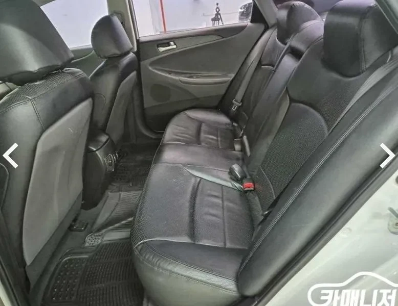 Hyundai Sonata 2.0, снимка 12 - Автомобили и джипове - 53557670