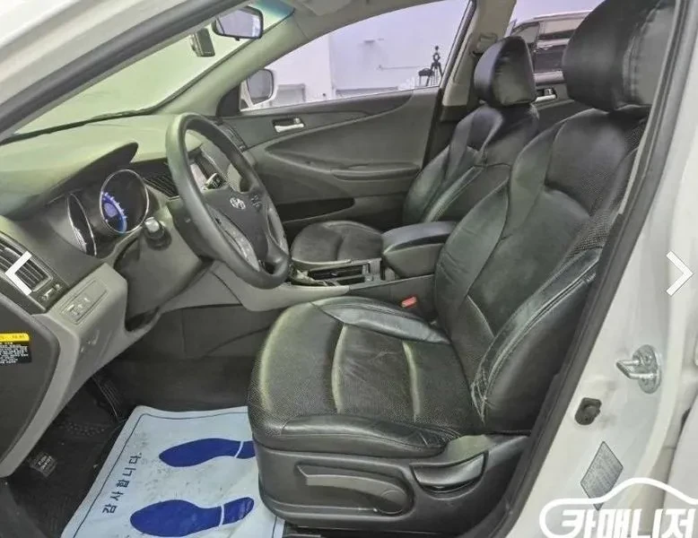 Hyundai Sonata 2.0, снимка 11 - Автомобили и джипове - 53557670