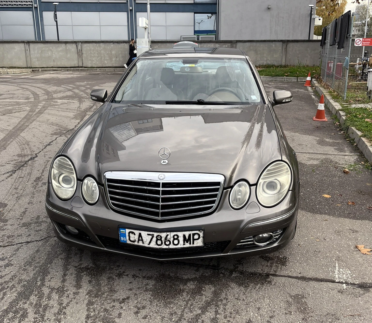 Mercedes-Benz E 280 facelift, 3ти собственик, снимка 1