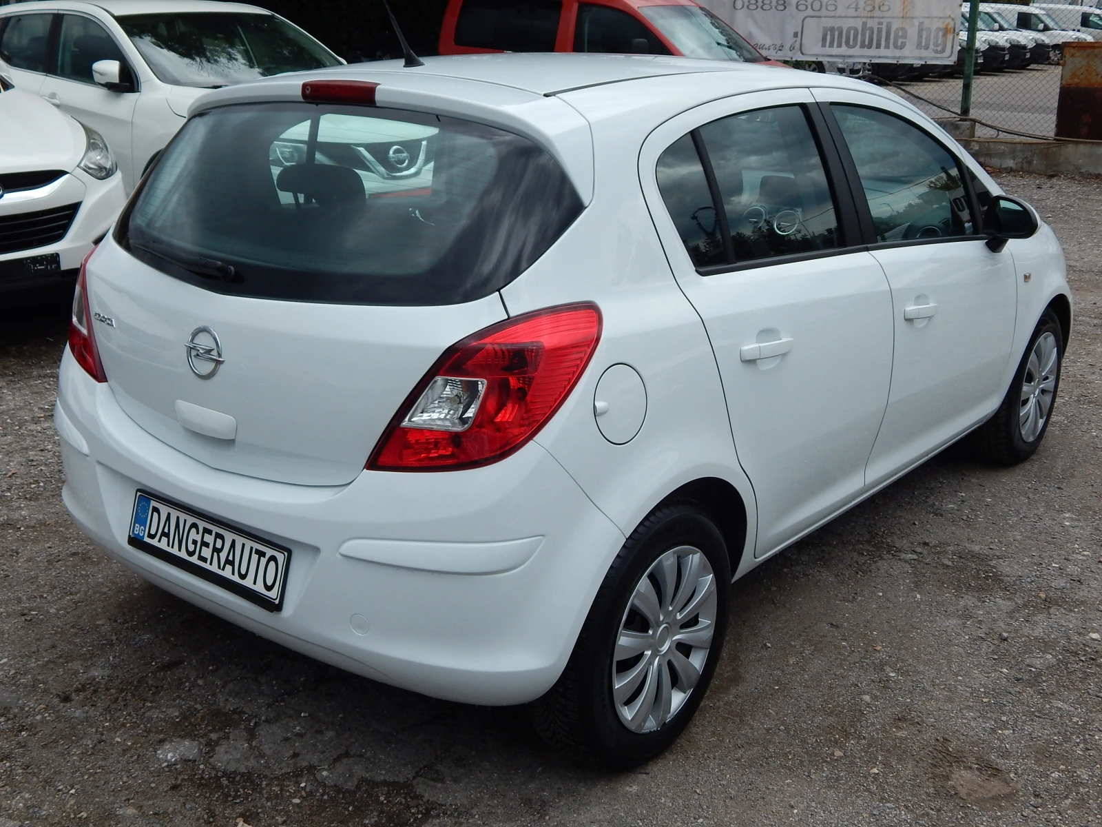 Opel Corsa 1.2i* ГАЗ* СЕРВИЗНИ ДОКУМЕНТИ*  - изображение 4