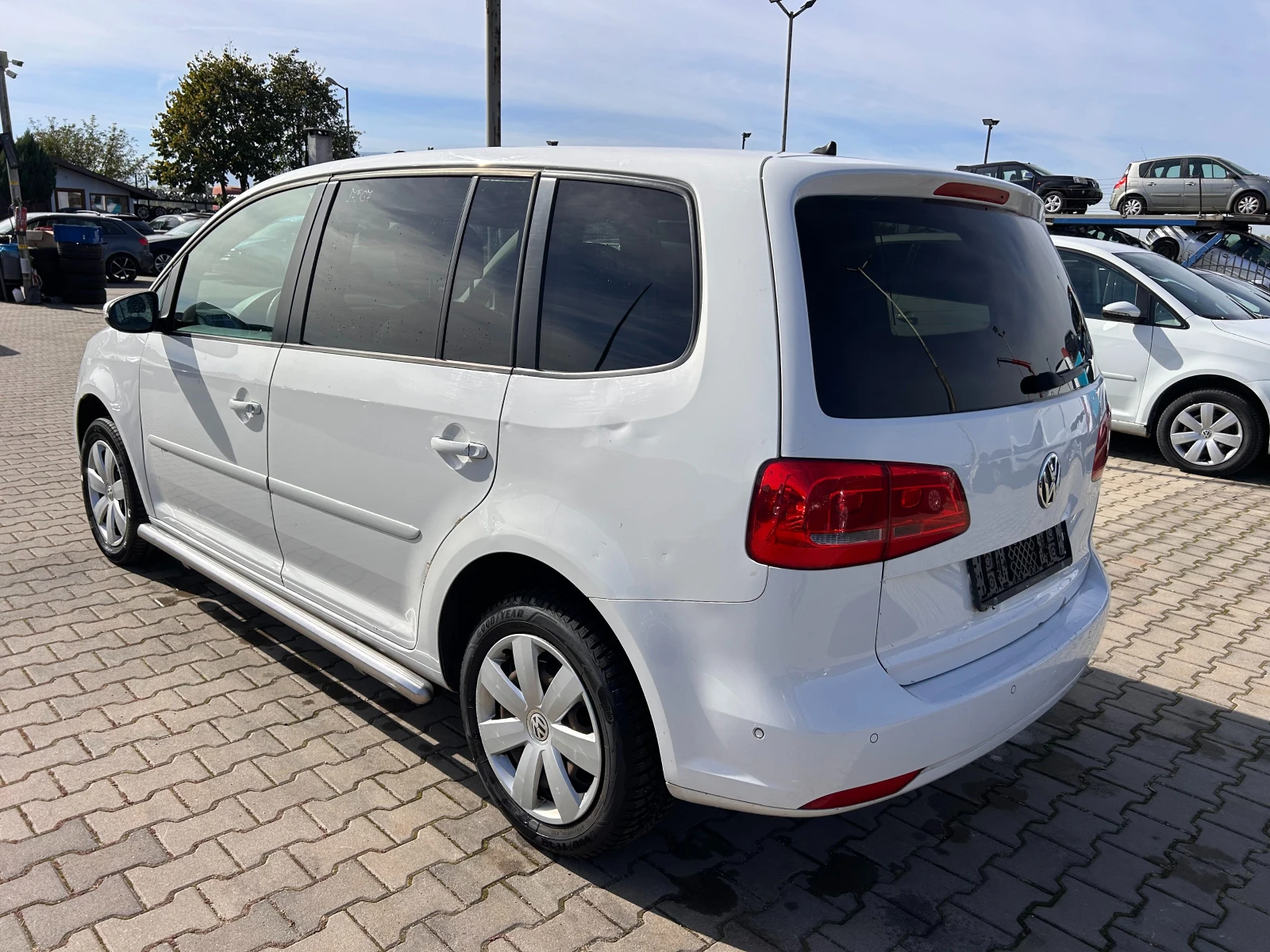 VW Touran 2.0TDI AVTOMAT EURO 5 ЛИЗИНГ - изображение 8