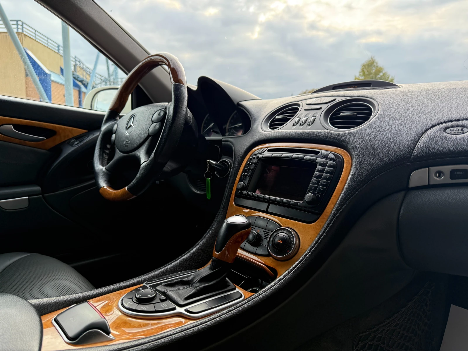 Mercedes-Benz SL 500 6 МЕСЕЦА ГАРАНЦИЯ/306к.с. Всички Екстри/Уникат - изображение 10