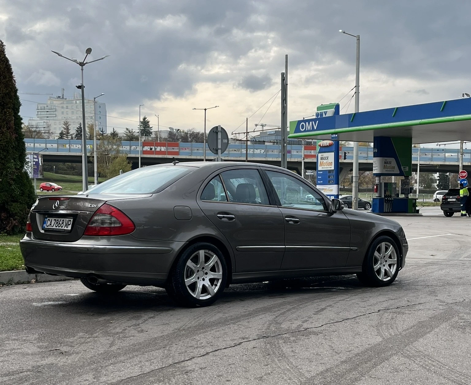 Mercedes-Benz E 280 facelift, 3ти собственик - изображение 5