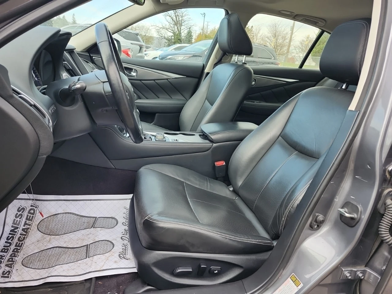 Infiniti Q50 * АВТО КРЕДИТ* ЦЕНА ДО БГ * СЕРВИЗНА ИСТОРИЯ *  - изображение 7