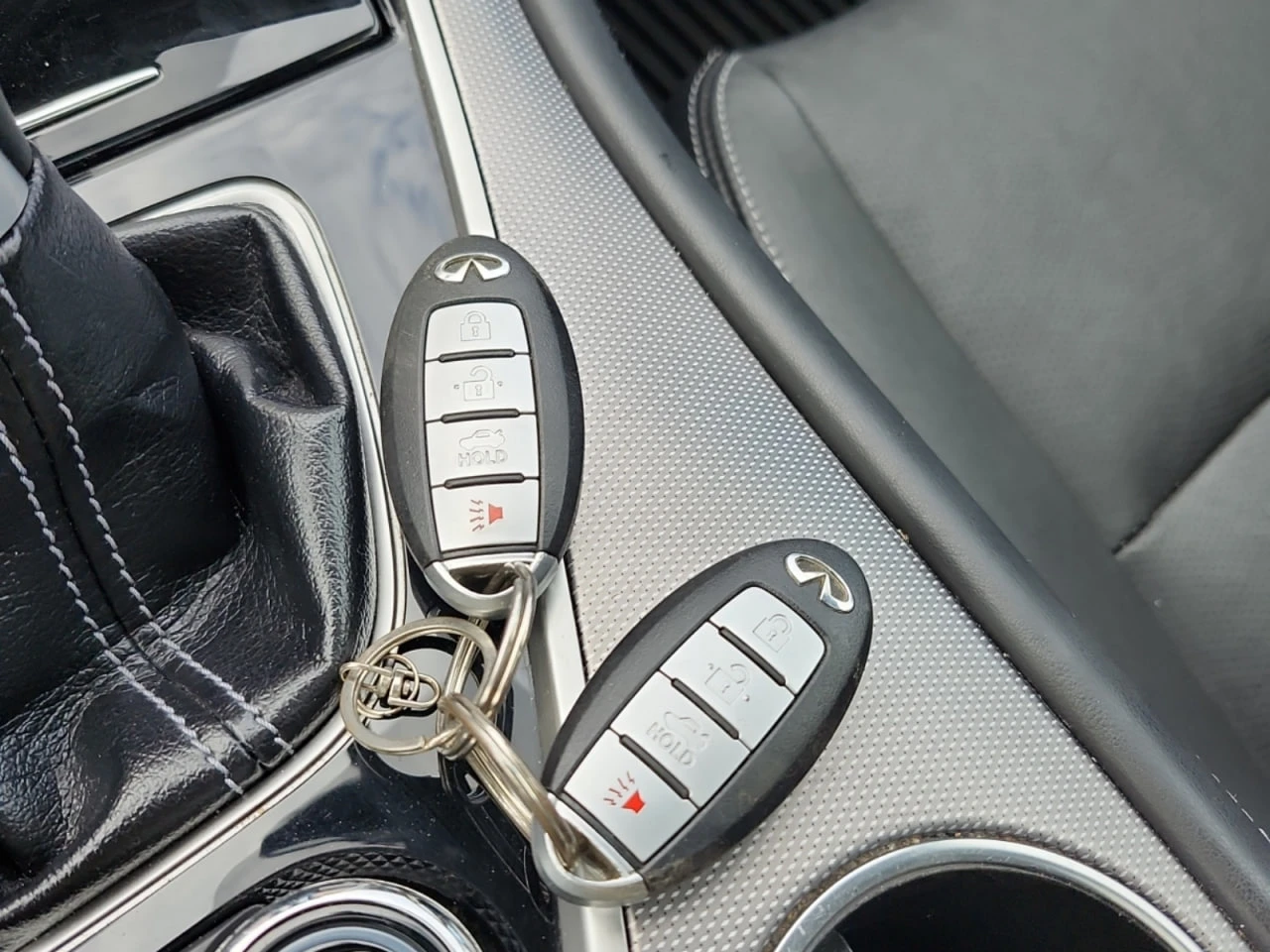 Infiniti Q50 * АВТО КРЕДИТ* ЦЕНА ДО БГ * СЕРВИЗНА ИСТОРИЯ *  - изображение 10