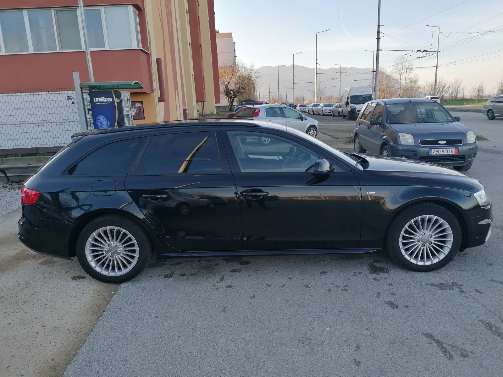 Audi A4 2.0 TDI S line QUATTRO  - изображение 3