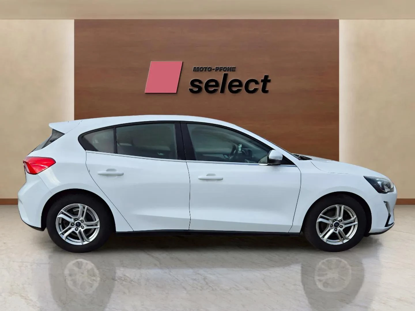 Ford Focus 1.0 EcoBoost - изображение 4