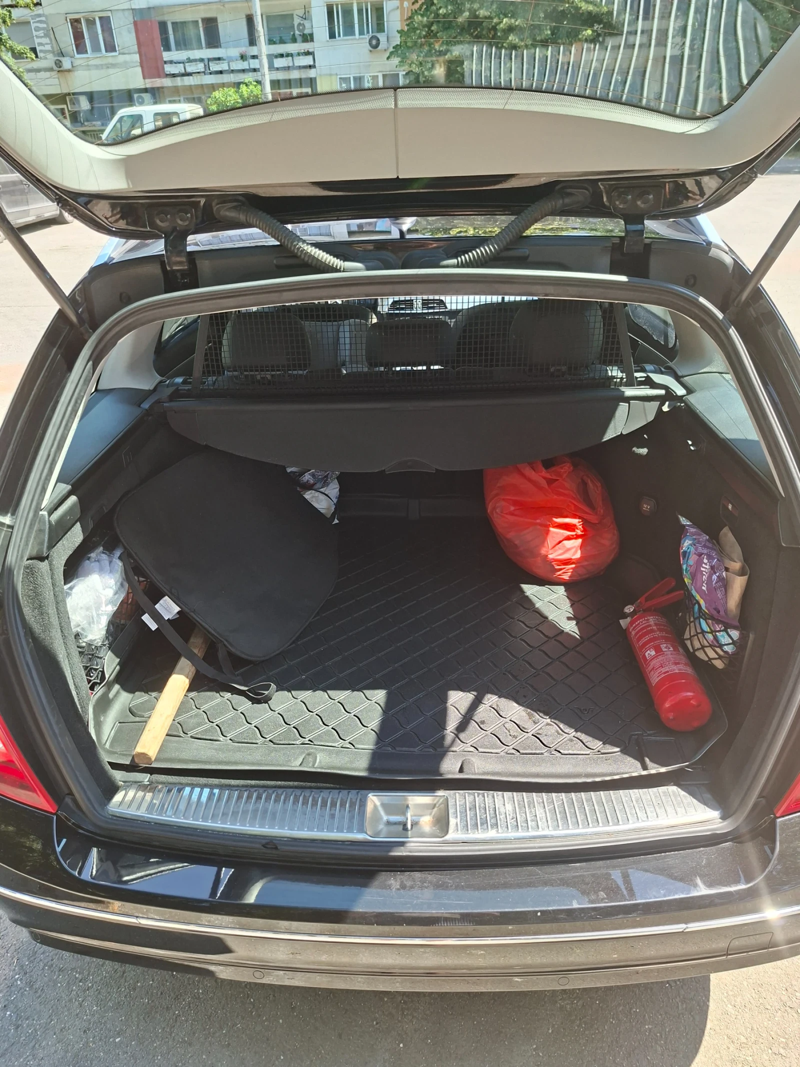 Mercedes-Benz C 180  - изображение 4