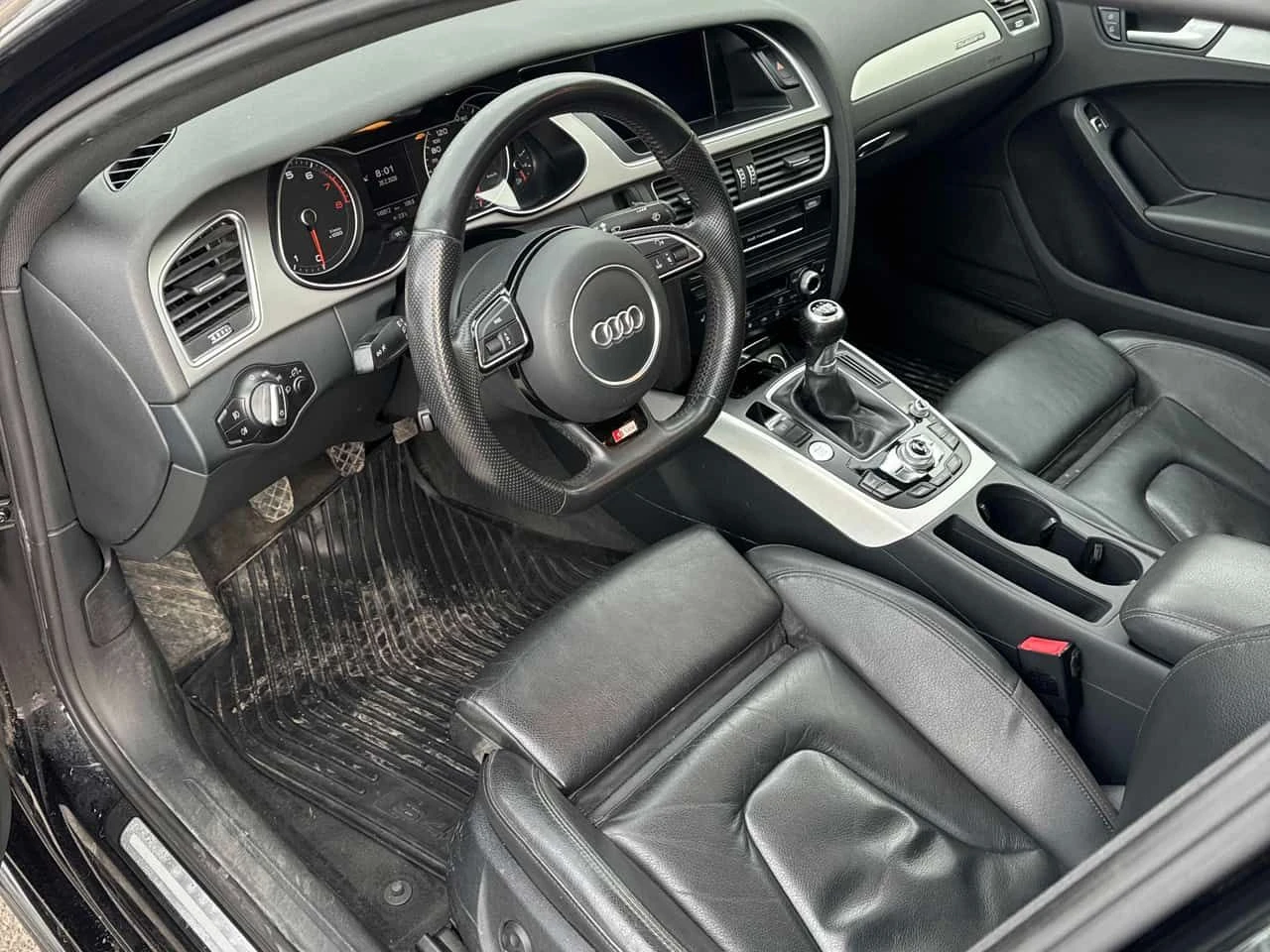 Audi A4 * Progressiv * 2 КЛЮЧА* ПОДГРЕВ* PANO*  - изображение 5