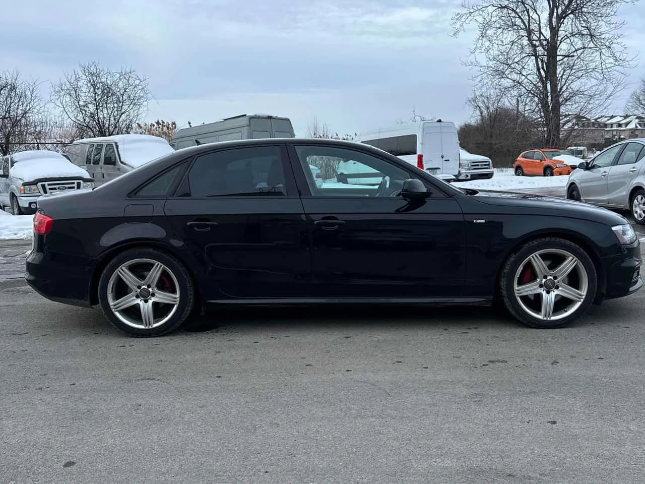 Audi A4 * Progressiv * 2 КЛЮЧА* ПОДГРЕВ* PANO*  - изображение 3