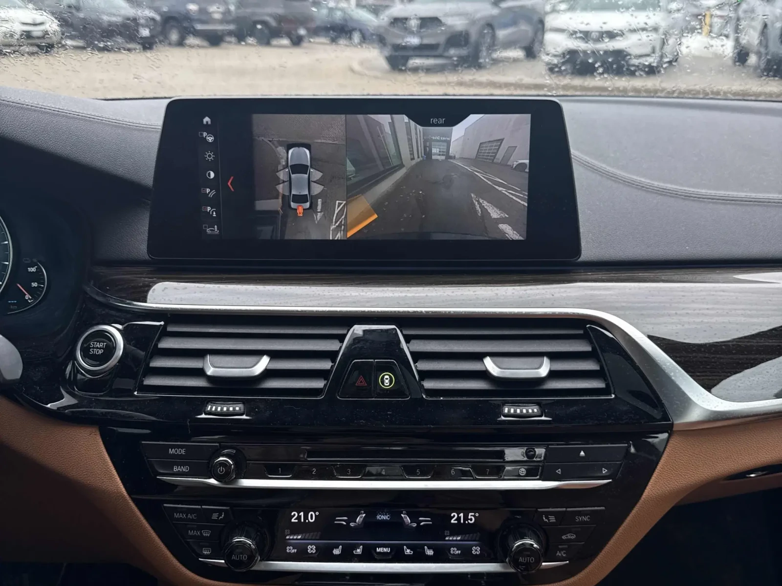 BMW 530E X-DRIVE* iPERFORMANCE* АвтоКредит(ЦЕНА ДО БГ) - изображение 8