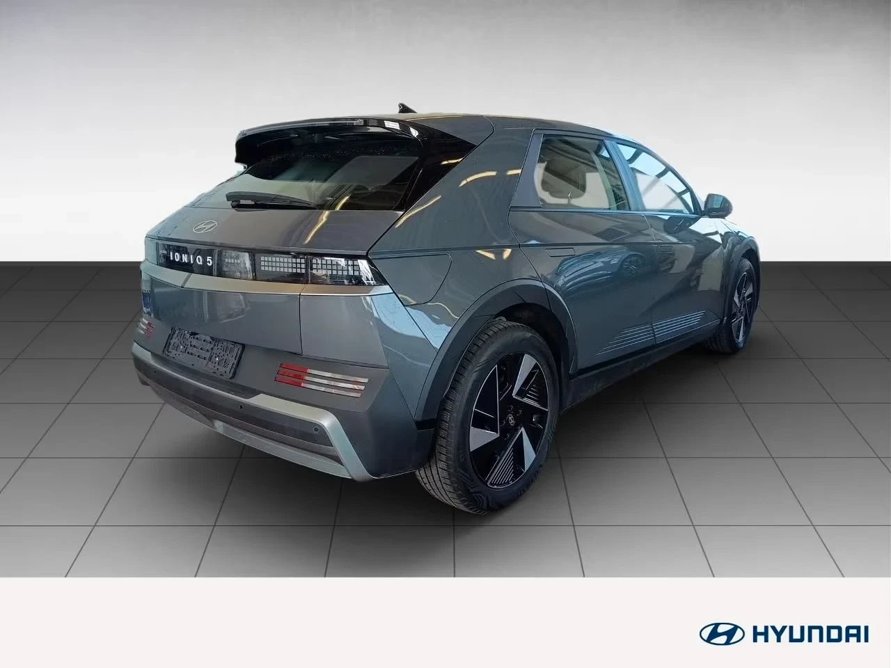 Hyundai Ioniq 5 84 kW ACC Heated steering wheel / seats, снимка 4 - Автомобили и джипове - 54092127