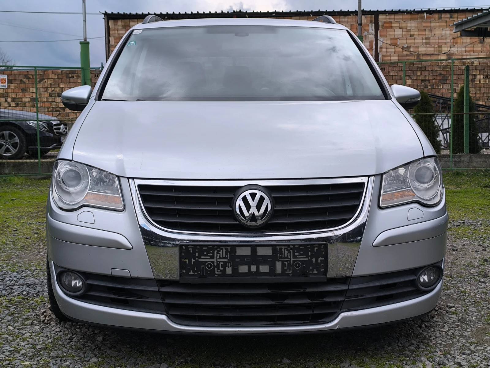 VW Touran FACE LIFT-1.9TDI-105кс-6 скорости-КЛИМАТРОНИК-, снимка 8 - Автомобили и джипове - 54171462