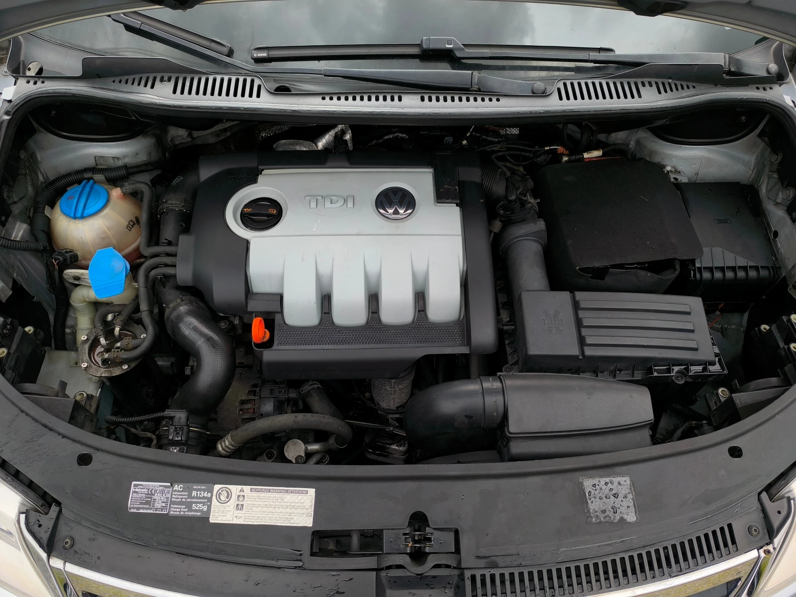 VW Touran FACE LIFT-1.9TDI-105кс-6 скорости-КЛИМАТРОНИК-, снимка 16 - Автомобили и джипове - 54171462