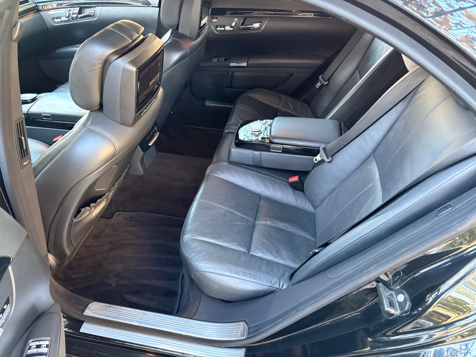 Mercedes-Benz S 500 LONG 4-Matic ВСИЧКИ ЕКСТРИ РЕГИСТРИРАНА, снимка 10 - Автомобили и джипове - 54528726