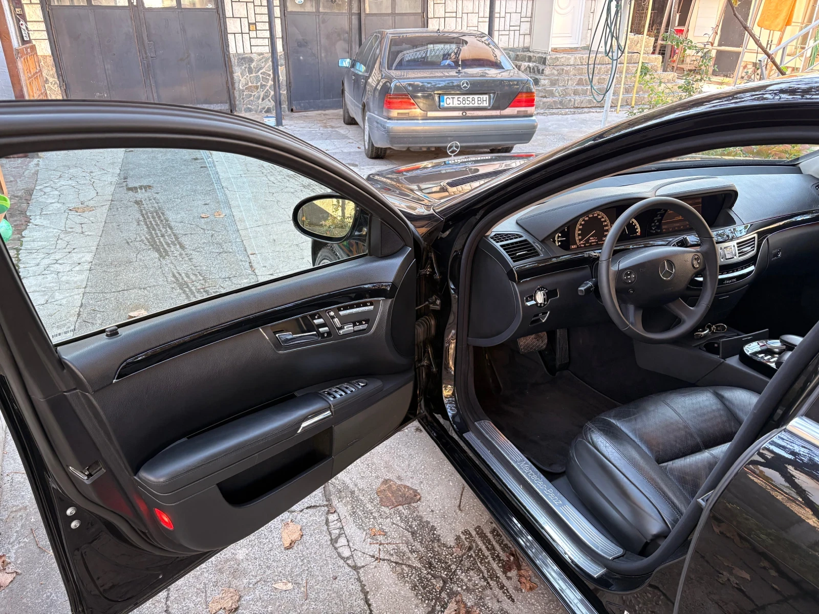 Mercedes-Benz S 500 LONG 4-Matic ВСИЧКИ ЕКСТРИ РЕГИСТРИРАНА, снимка 5 - Автомобили и джипове - 54528726