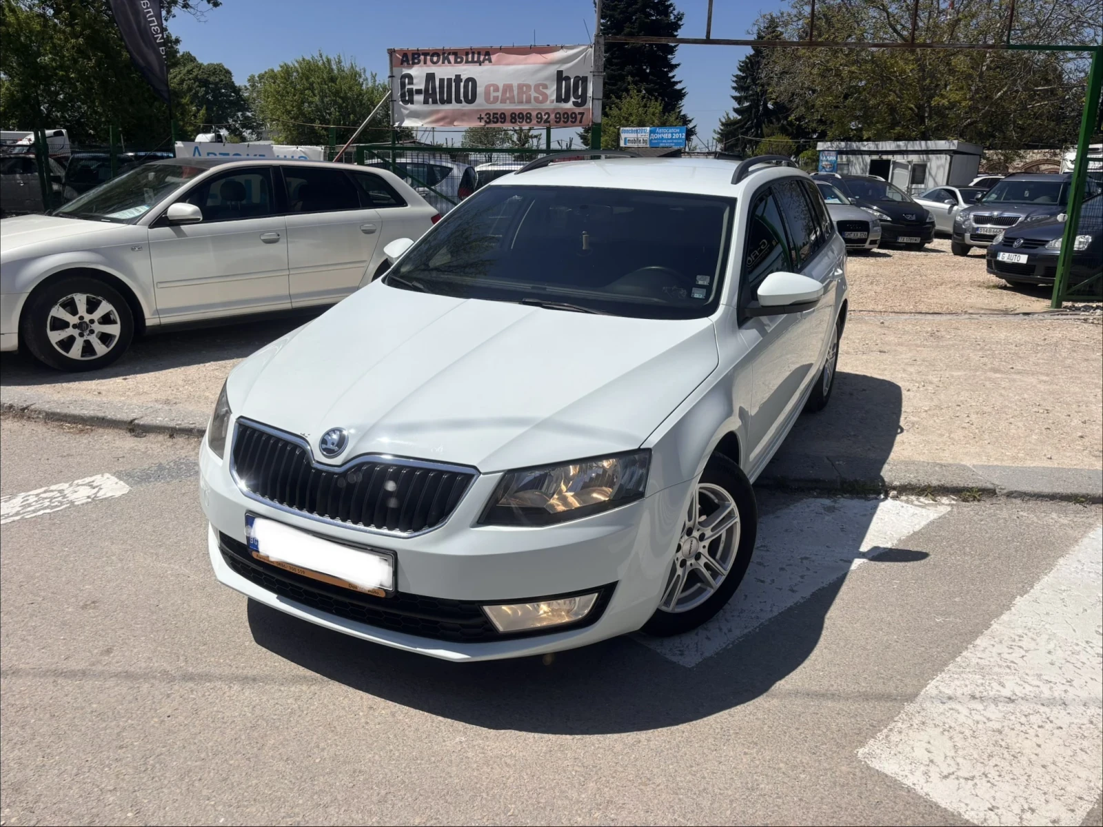 Skoda Octavia 2.0TDI Автоматик, снимка 4 - Автомобили и джипове - 54593662