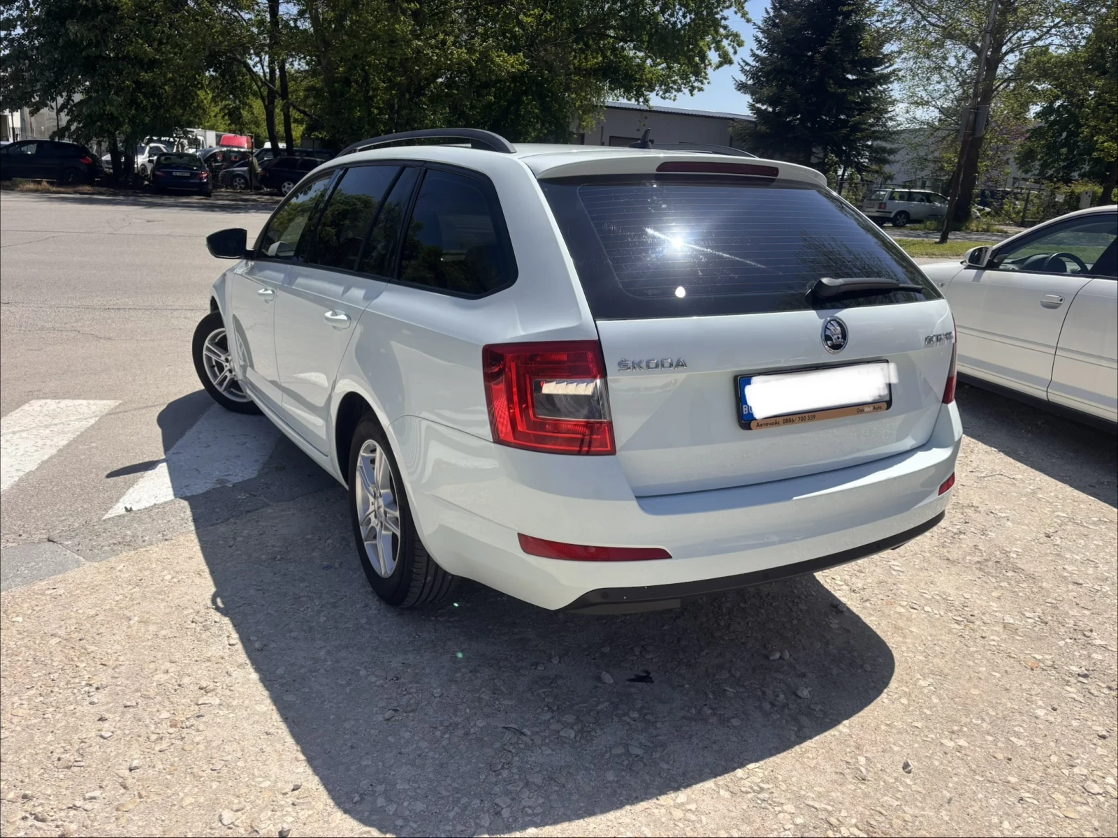 Skoda Octavia 2.0TDI Автоматик, снимка 5 - Автомобили и джипове - 54593662