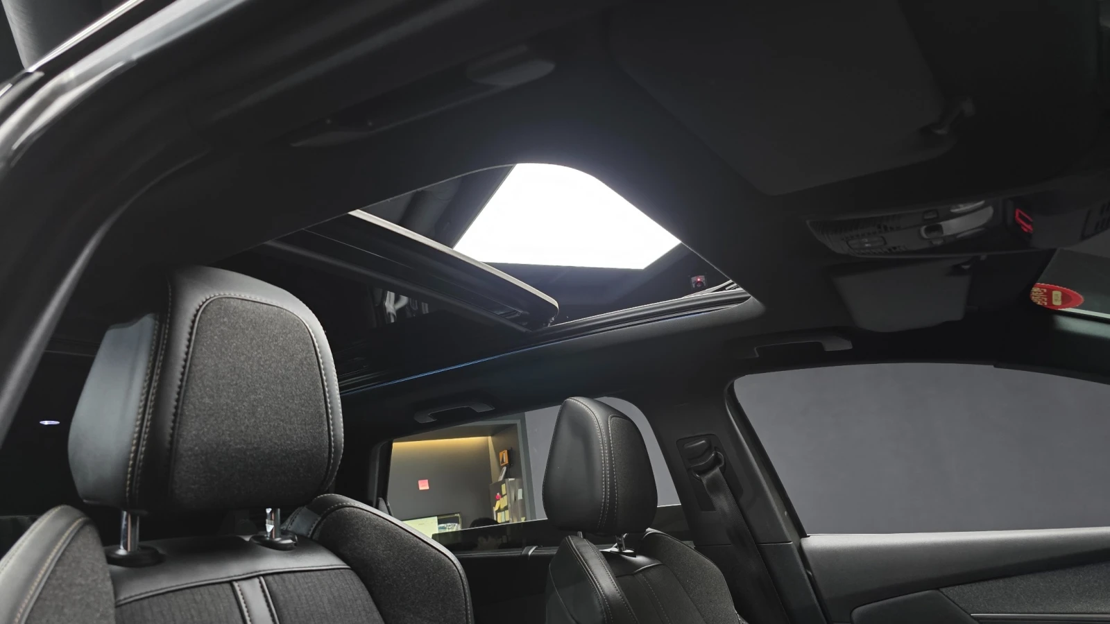 Peugeot 5008 1.5 BlueHDi GT Line | DISTRONIC | MEMORY | PANORAM, снимка 17 - Автомобили и джипове - 54703286