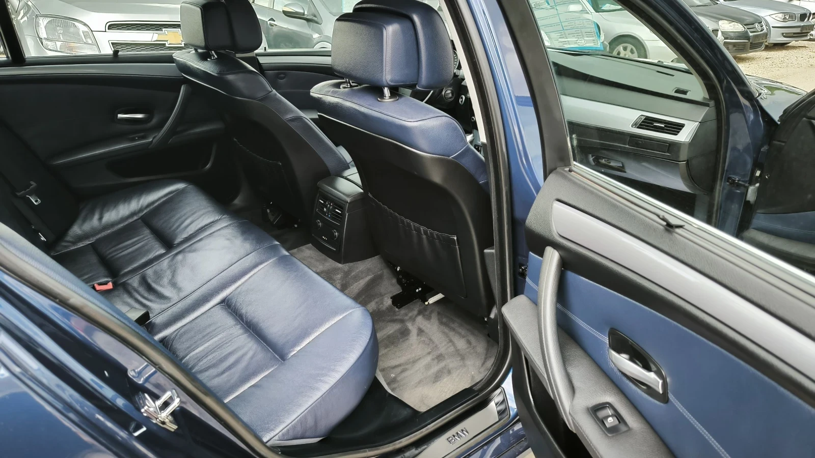 BMW 525 3.0xi, снимка 9 - Автомобили и джипове - 54752144