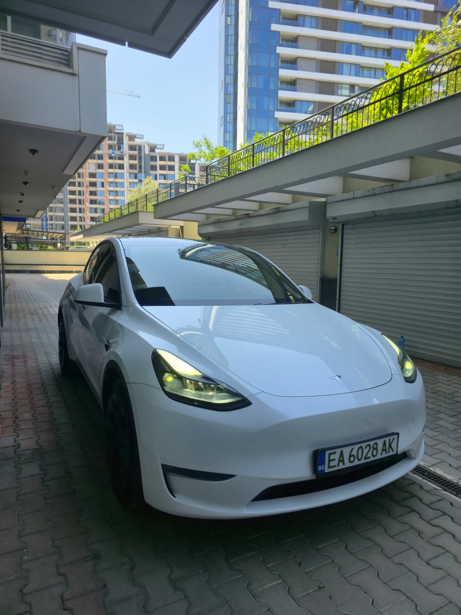 Tesla Model Y Long Range пълна гаранция, снимка 2 - Автомобили и джипове - 55350808