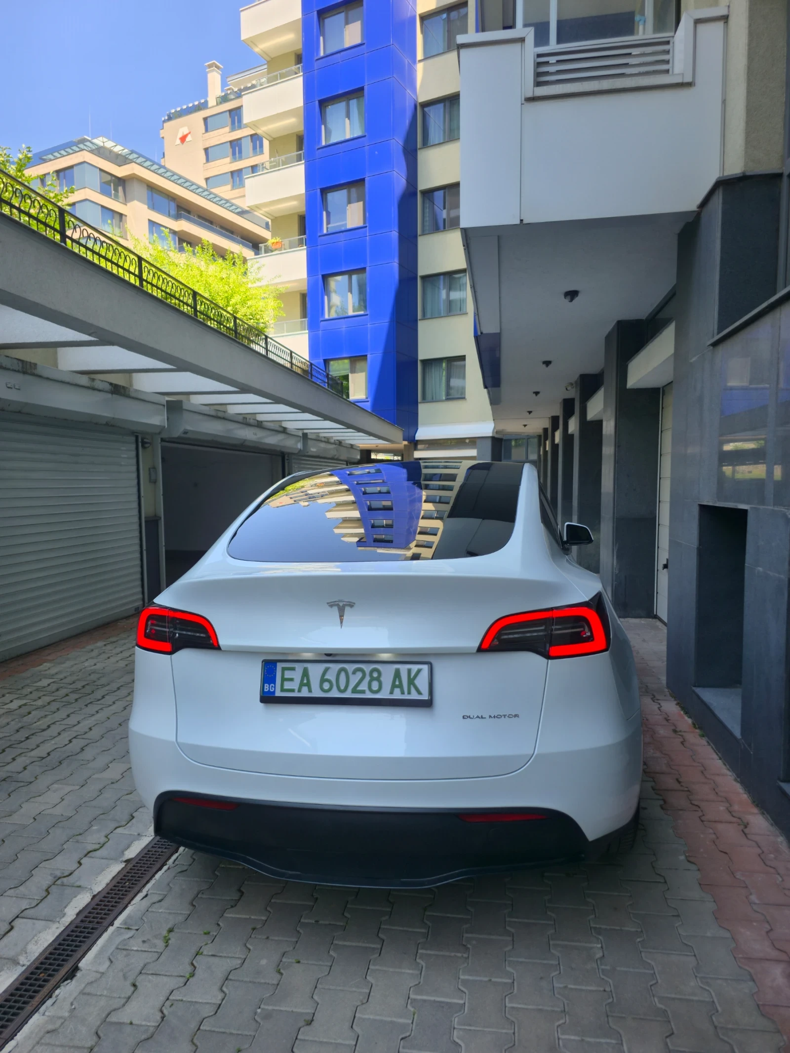 Tesla Model Y Long Range пълна гаранция, снимка 3 - Автомобили и джипове - 55350808