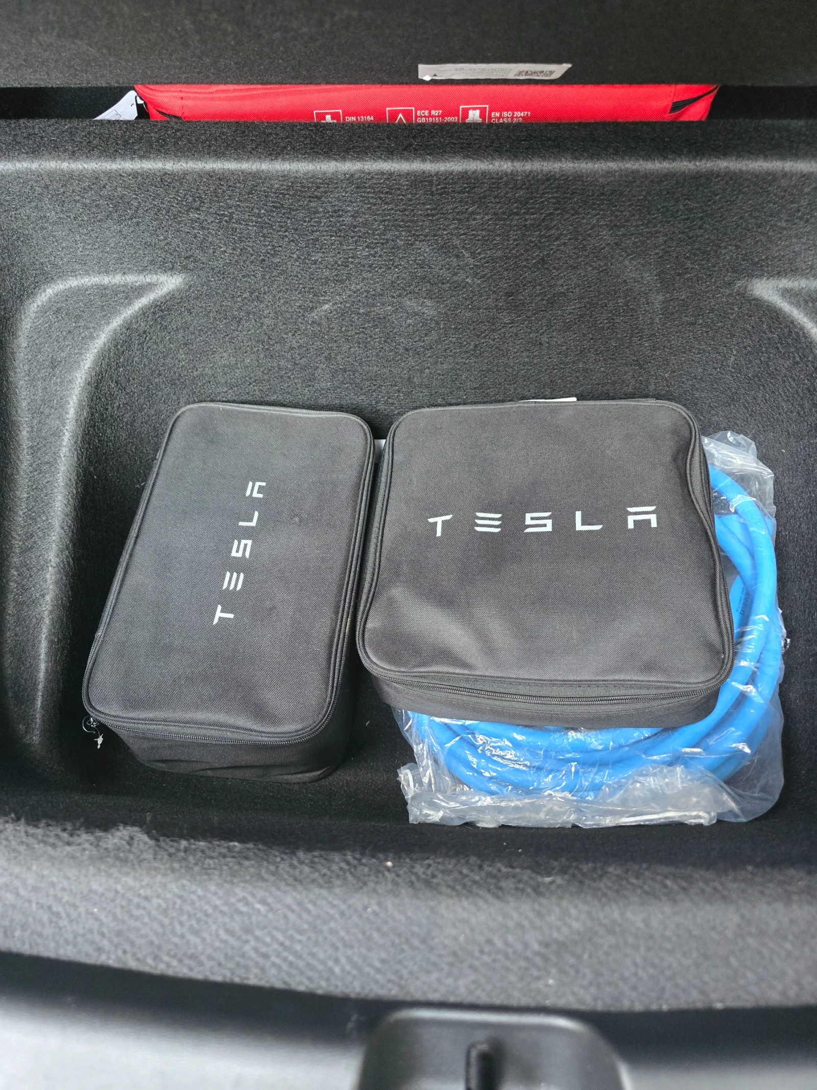 Tesla Model Y Long Range пълна гаранция, снимка 13 - Автомобили и джипове - 55350808