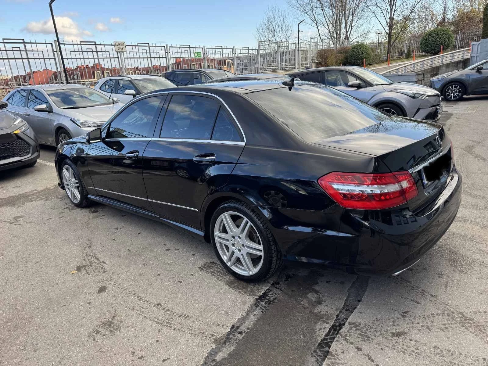 Mercedes-Benz E 500, снимка 4 - Автомобили и джипове - 55352766