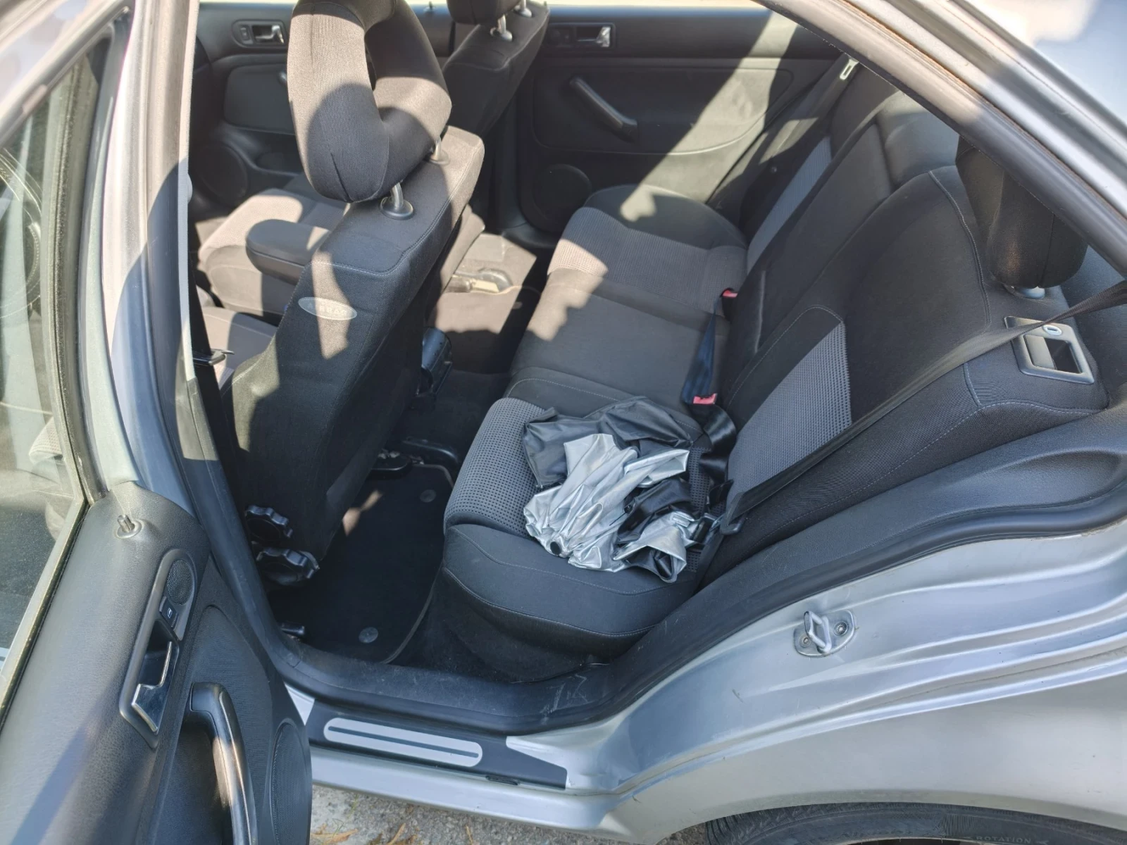 VW Bora, снимка 13 - Автомобили и джипове - 55610458