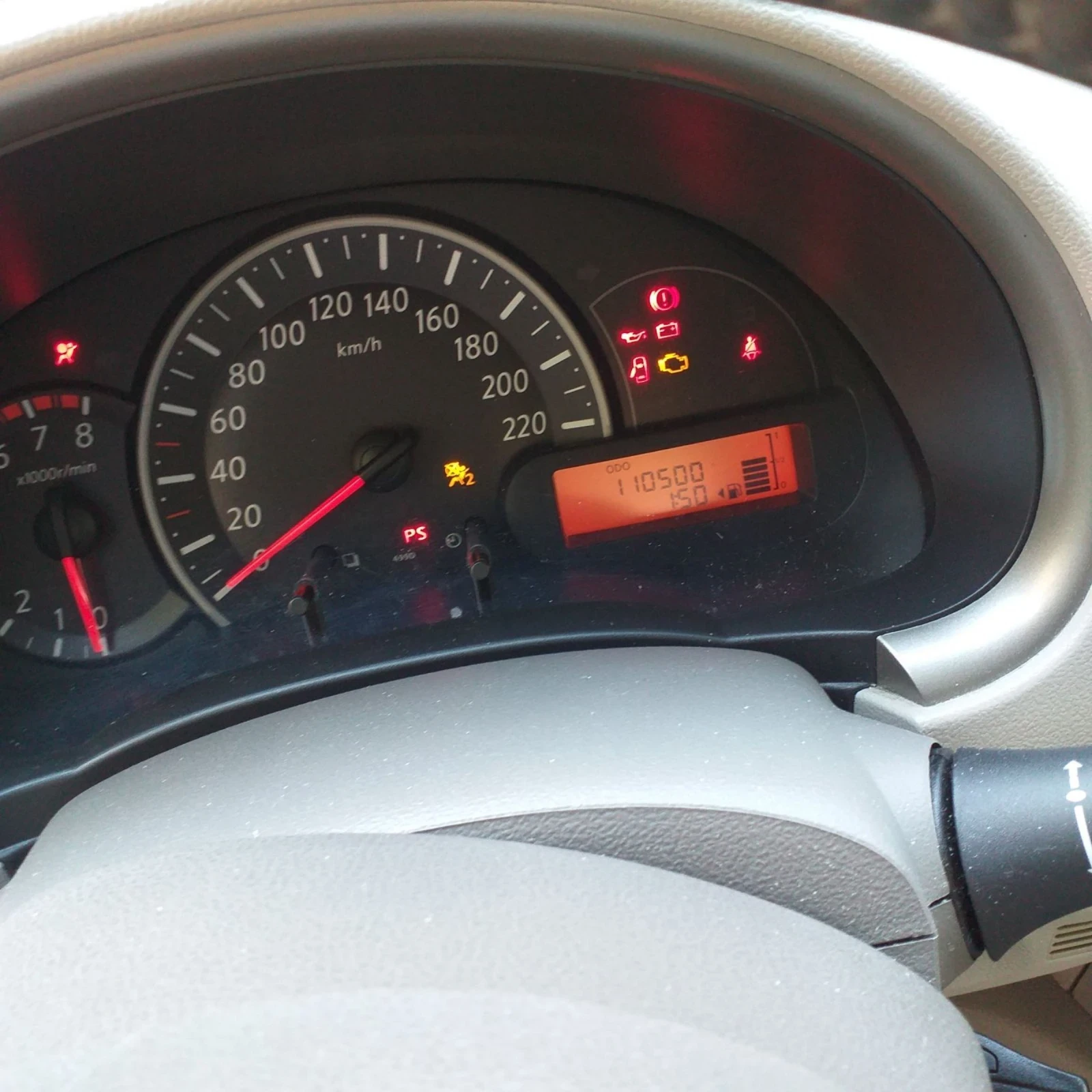Nissan Micra 1.2I, снимка 7 - Автомобили и джипове - 55741511