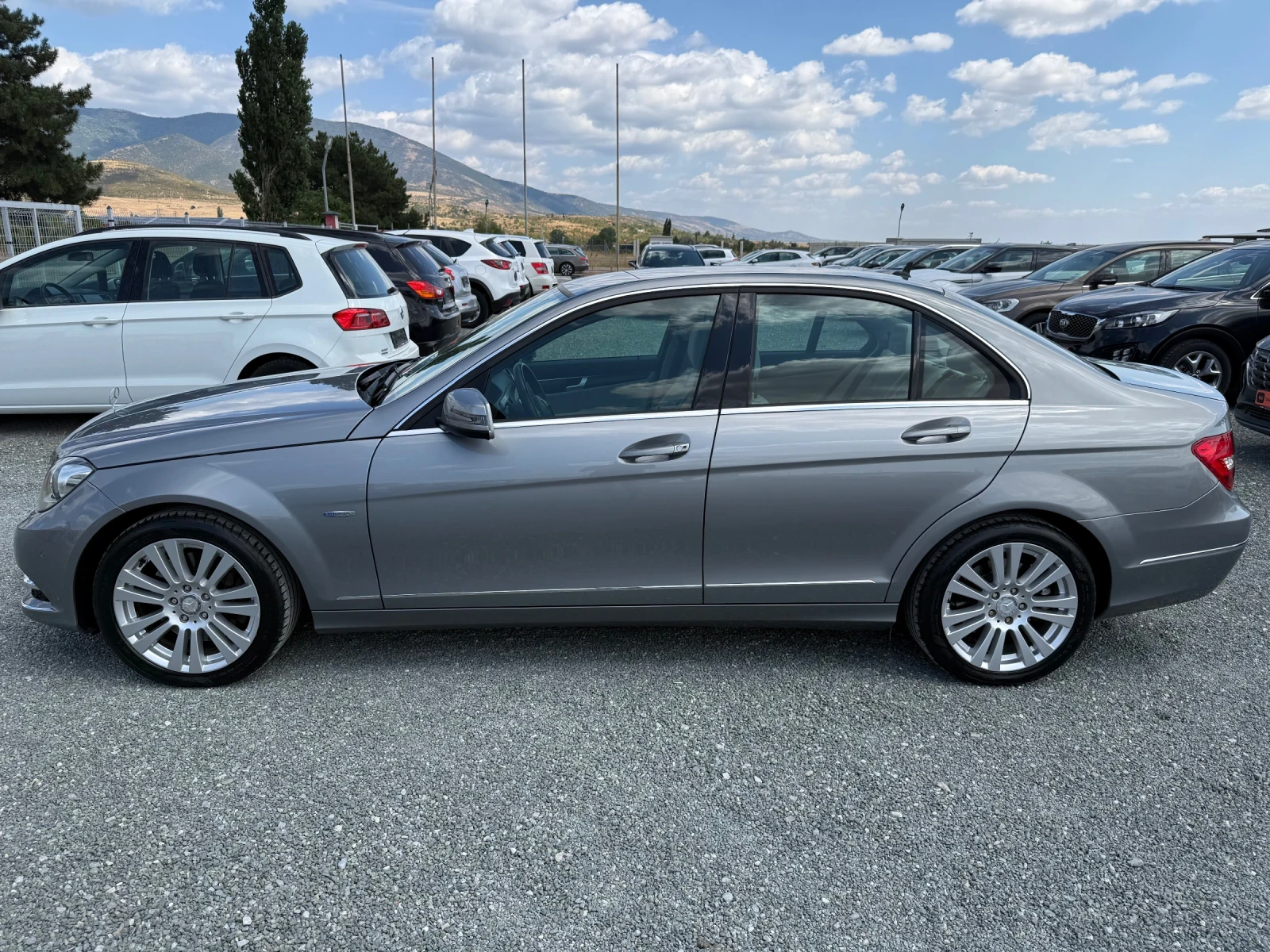 Mercedes-Benz C 300 (KATO НОВА)^(4-MATIC), снимка 10 - Автомобили и джипове - 55845438