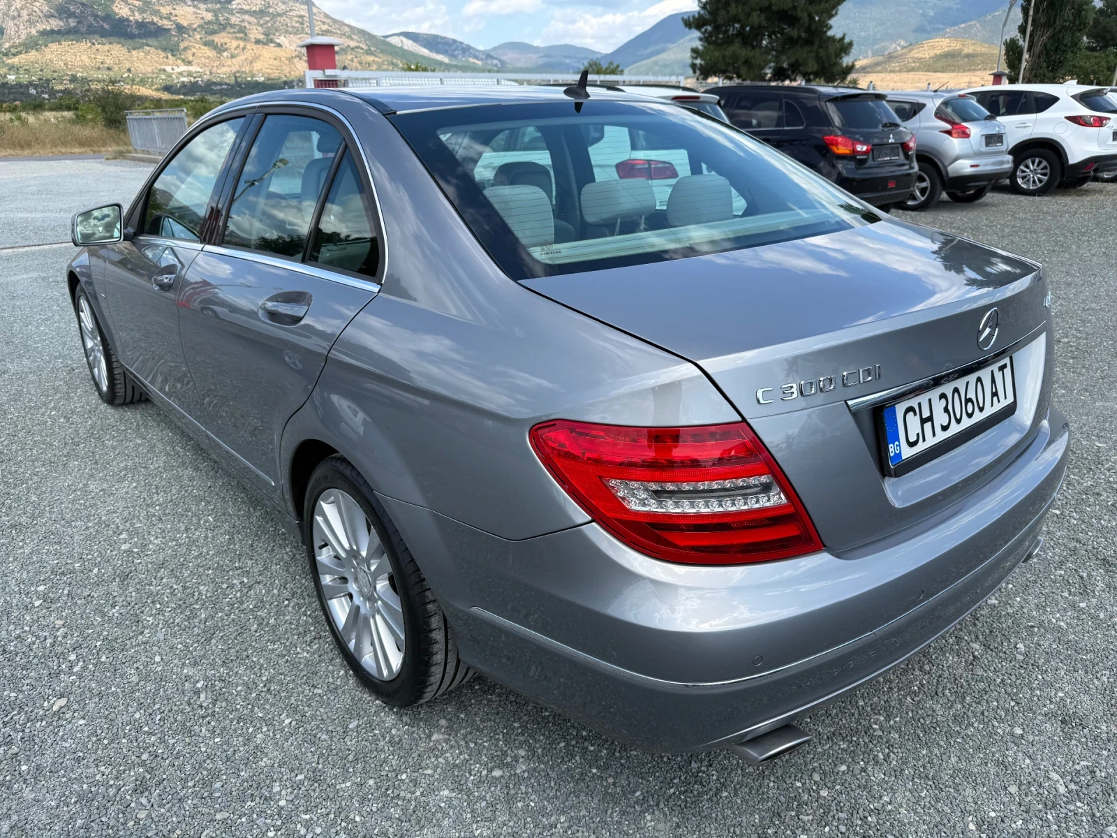Mercedes-Benz C 300 (KATO НОВА)^(4-MATIC), снимка 8 - Автомобили и джипове - 55845438