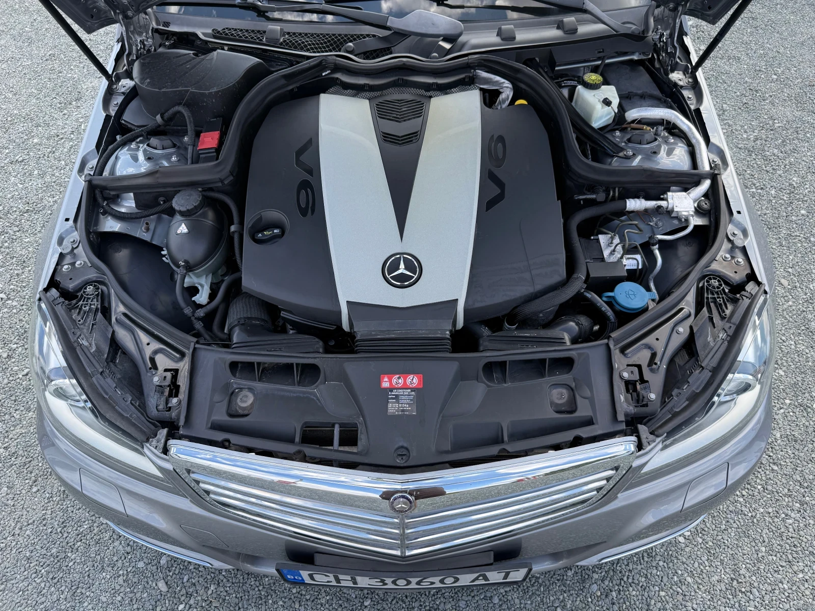 Mercedes-Benz C 300 (KATO НОВА)^(4-MATIC), снимка 17 - Автомобили и джипове - 55845438