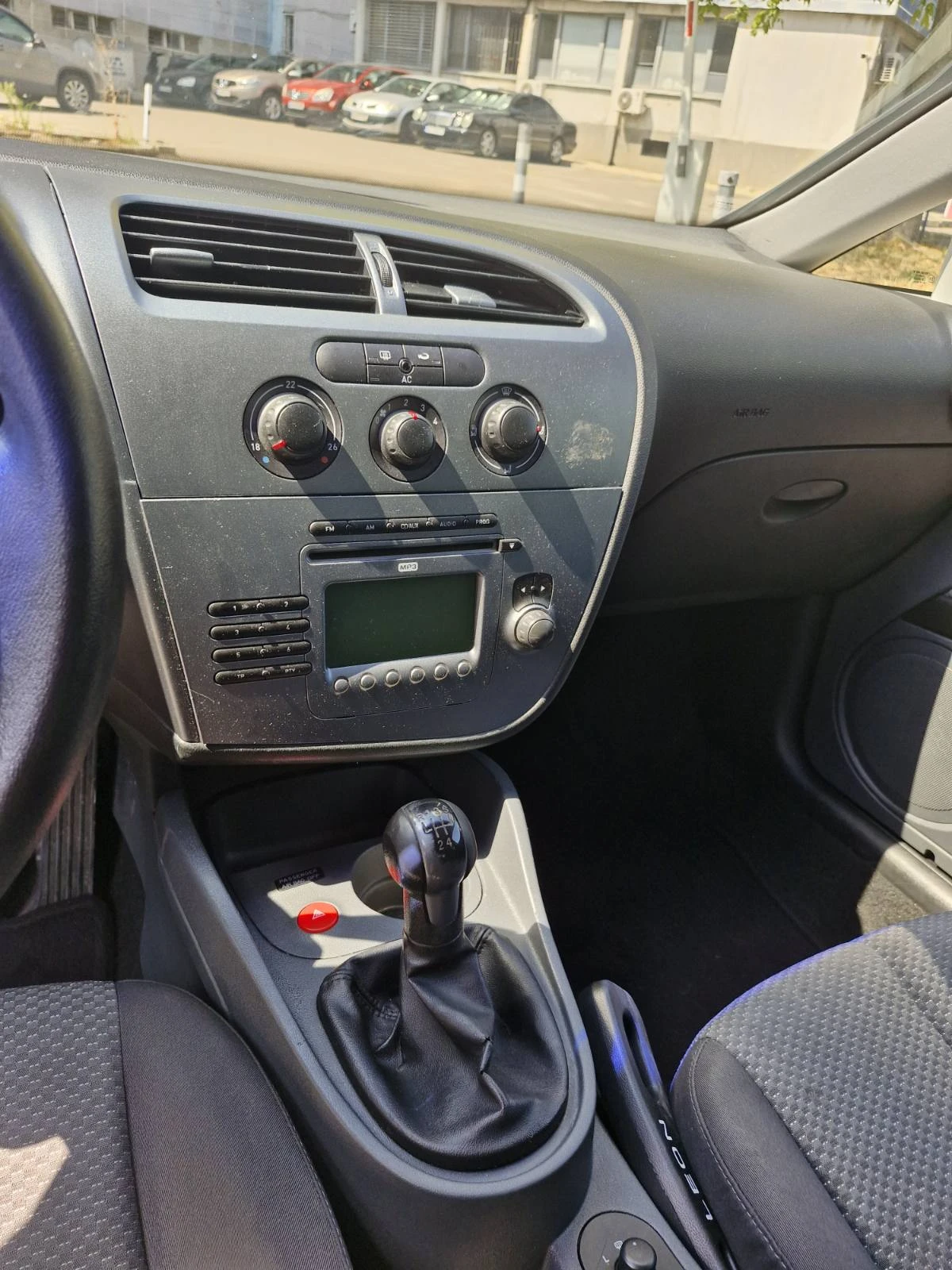 Seat Leon, снимка 9 - Автомобили и джипове - 55903057