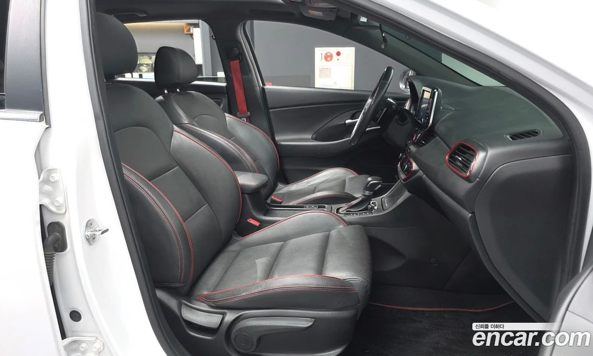 Hyundai I30 1.6 Turbo Sport Premium, снимка 11 - Автомобили и джипове - 55965254