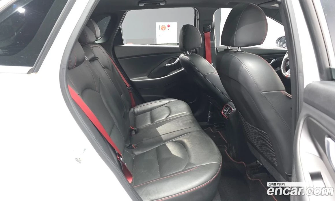 Hyundai I30 1.6 Turbo Sport Premium, снимка 12 - Автомобили и джипове - 55965254