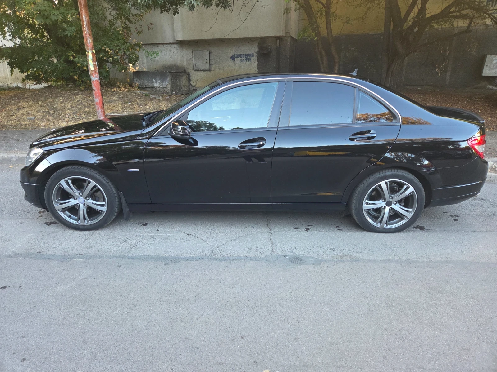 Mercedes-Benz C 200, снимка 8 - Автомобили и джипове - 56364247
