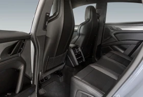 Porsche Cayenne CAYENNE S* ELECTRIC* DISTR* KEYLESS* BOSE* HEAD-UP, снимка 11