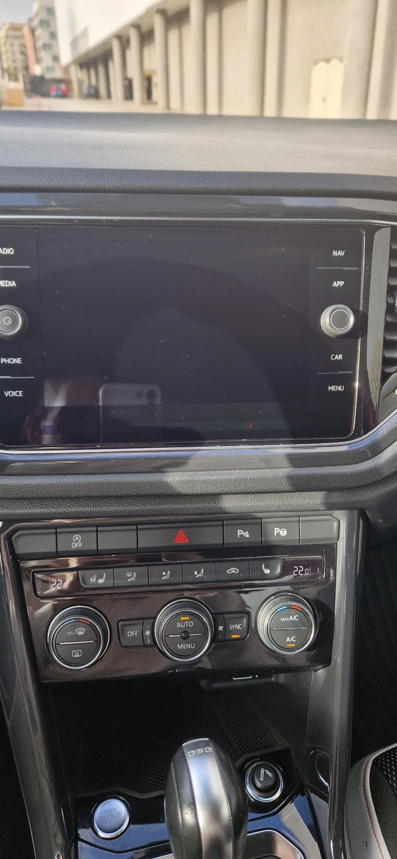 VW T-Roc, снимка 2 - Автомобили и джипове - 52788940