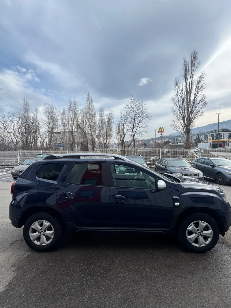 Dacia Duster 1.5 dci, снимка 7 - Автомобили и джипове - 53363932