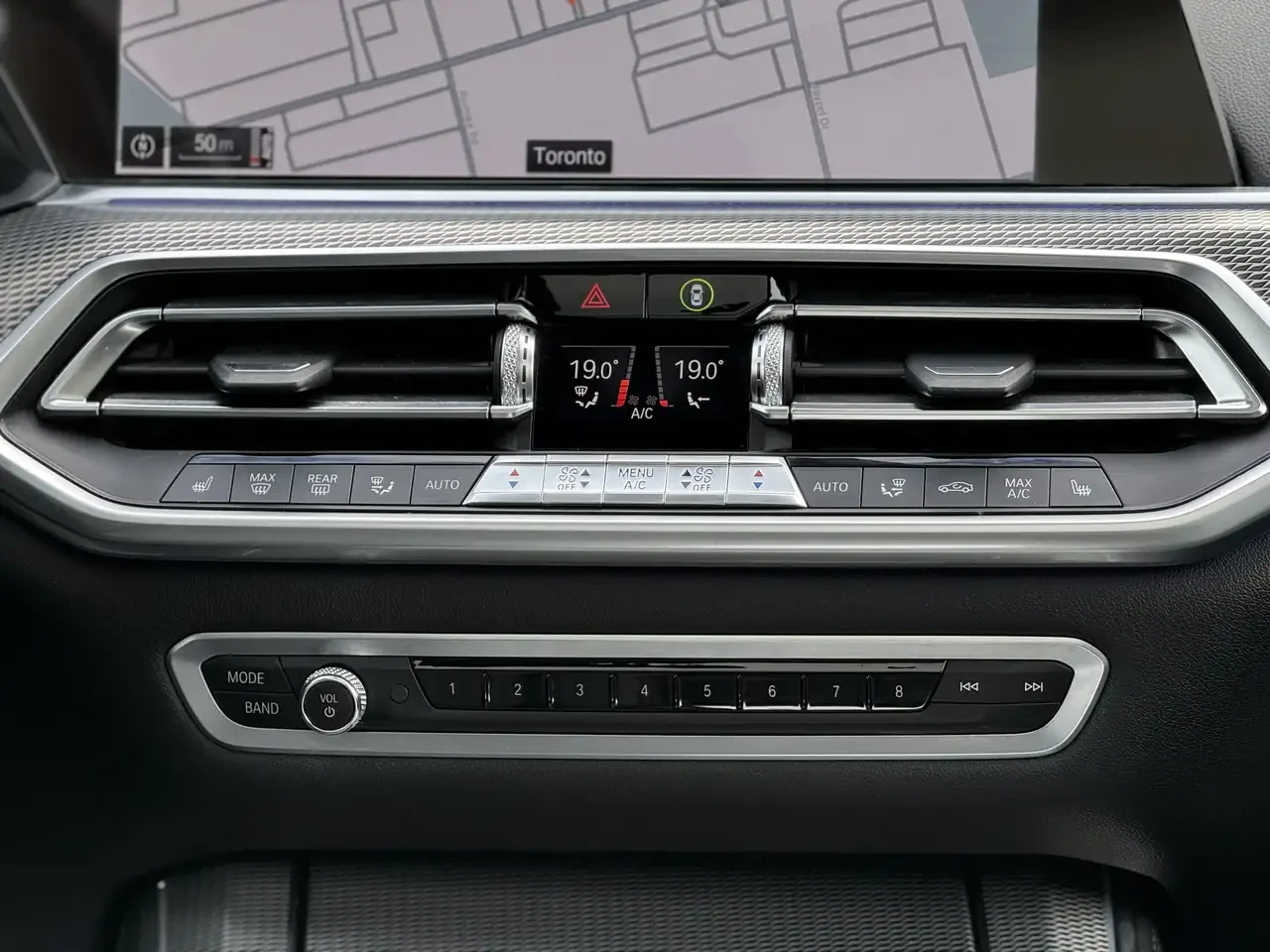 BMW X5 M-PACK* HEAD-UP* SKY PANO* AMBIENT* M-BRAKES* ЩОРИ - изображение 10